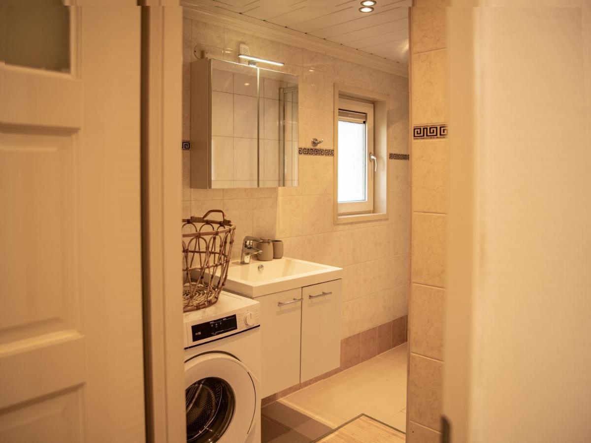 Stayatsas Tiny House Julia In De Bossen Op De Veluwe! Epe Exterior photo